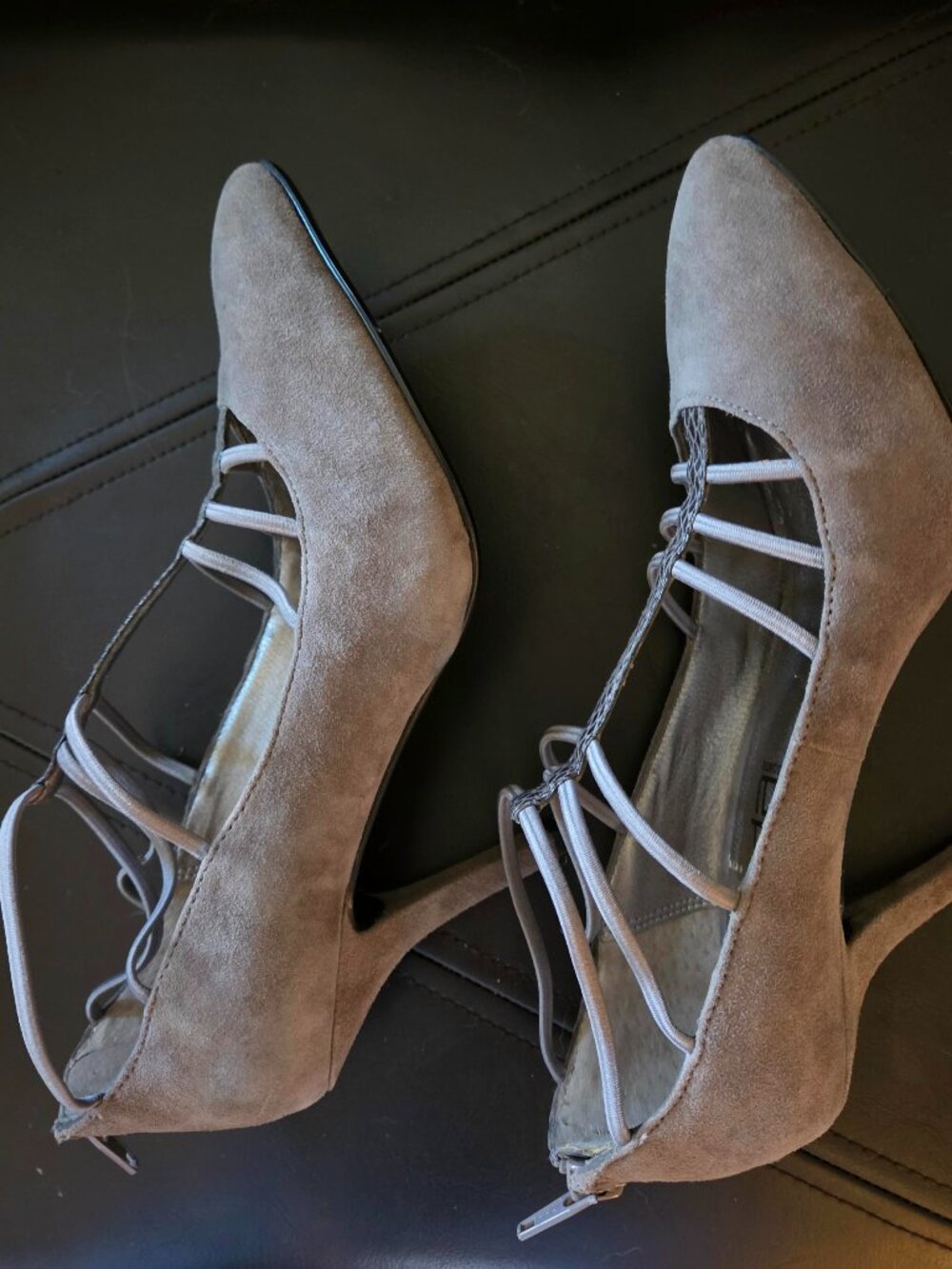 Suede Heels Moda Size 6.5